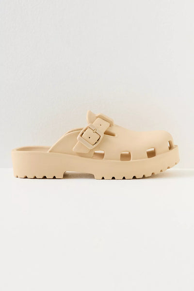 Free people adelaide clog deals