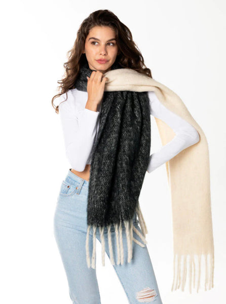 C’est Moi - Blanket Scarf