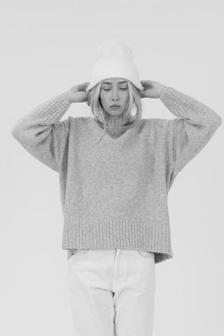 Lyla & Luxe - Apres Ski Hat
