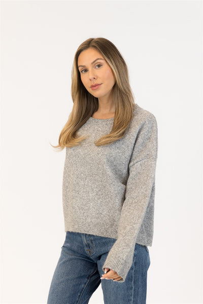 Lyla & Luxe - Holly Crewneck Pullover