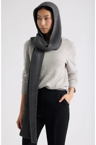 DÈLUC - Gentle Hooded Scarf