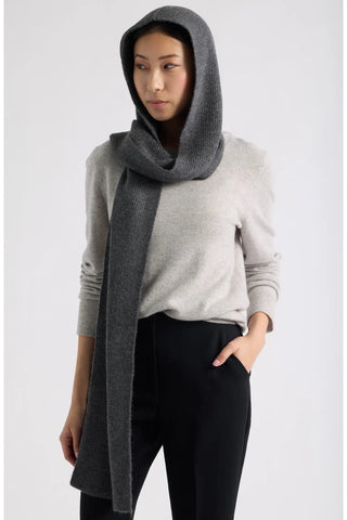 DÈLUC - Gentle Hooded Scarf