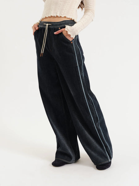 Daze - Cozy Pull On Denim