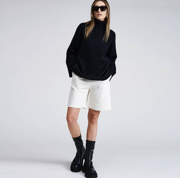 Flat White - Seine Sweater